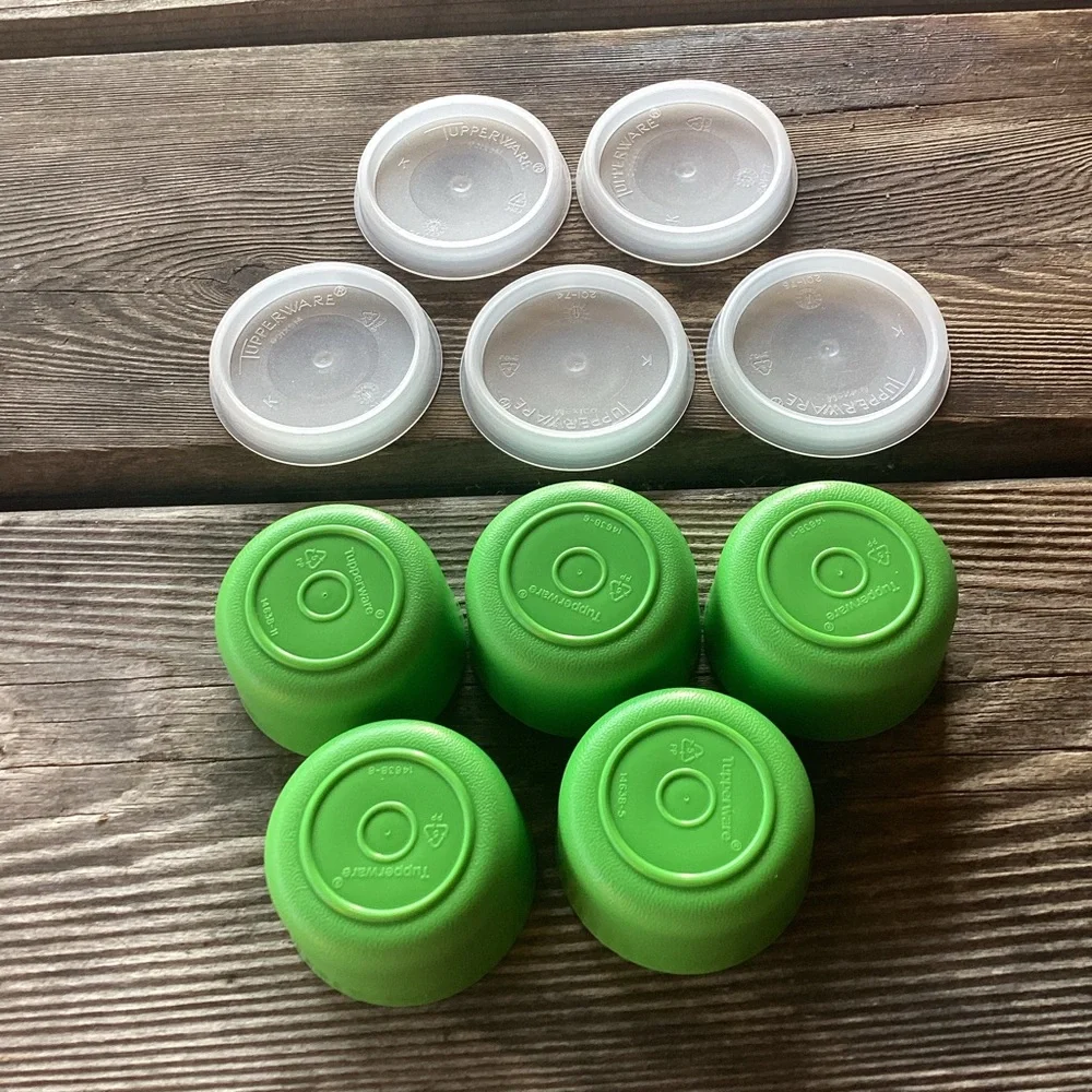 Tupperware Smidgets - set of 5 in green